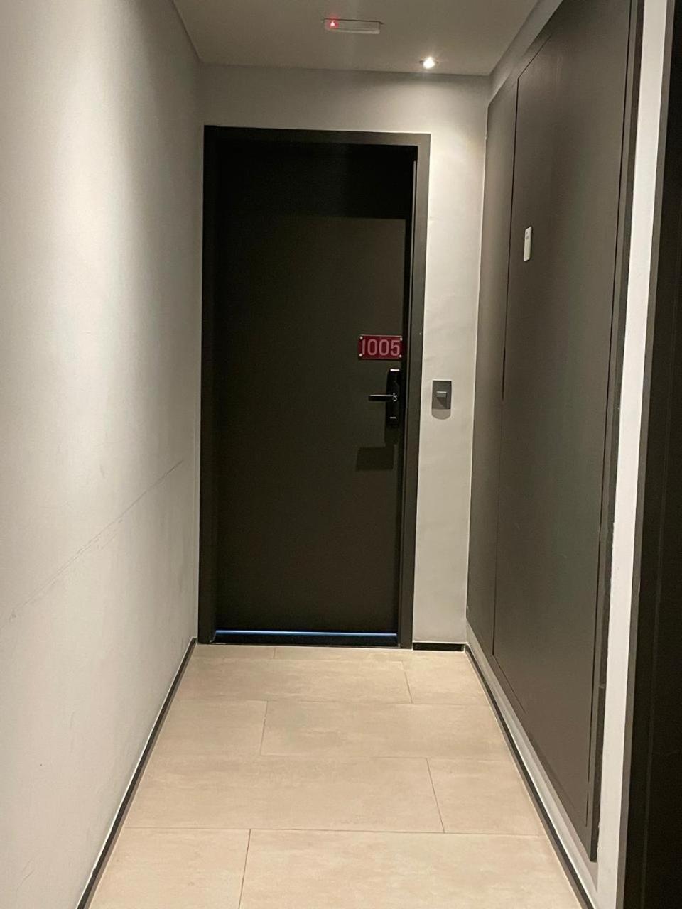 Estudio Ao Lado Do Allianz * São Paulo